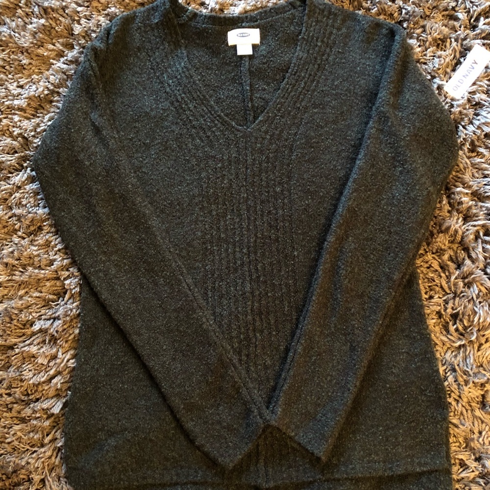 Brand new dark green Old Navy V-neck sweater